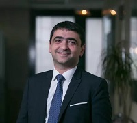 Armen Mnacakanian site