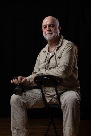 Hrair_Howk_Khatcherian1.jpg